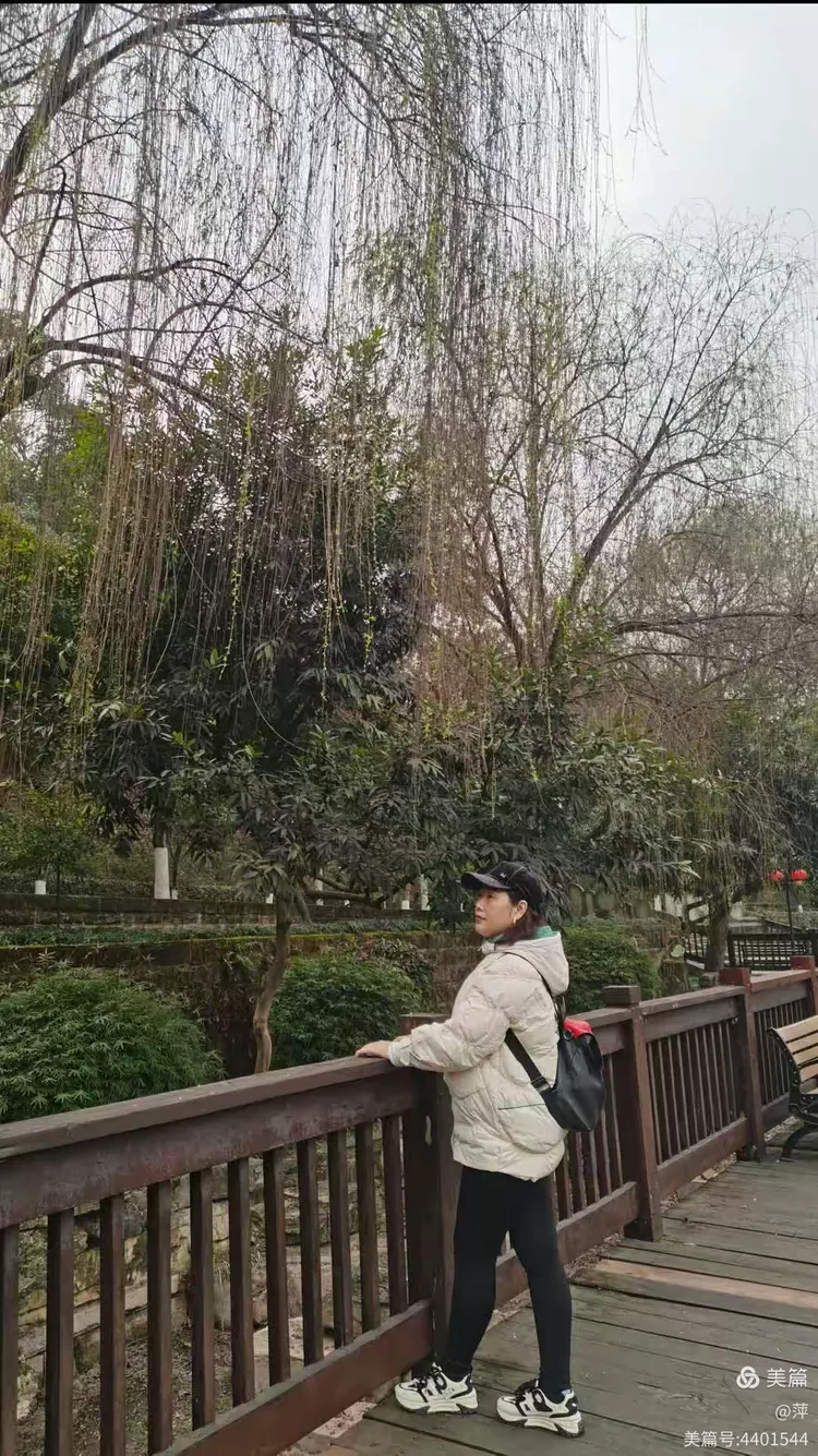 3月1日,两家人江津圣泉寺鼎山公园游玩